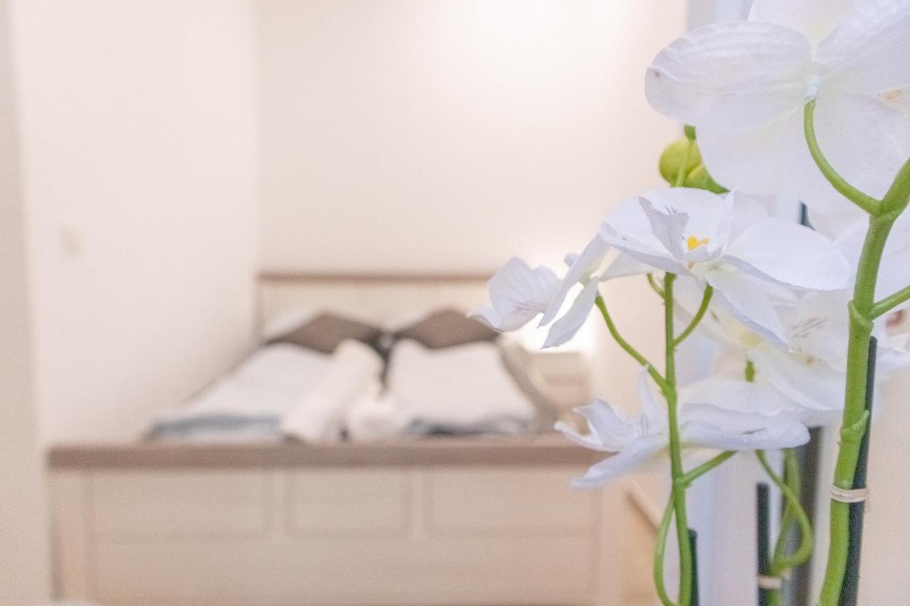 9 Min From City Center - Beautiful Studio Near U1 Reumannplatz Wien Exterior foto