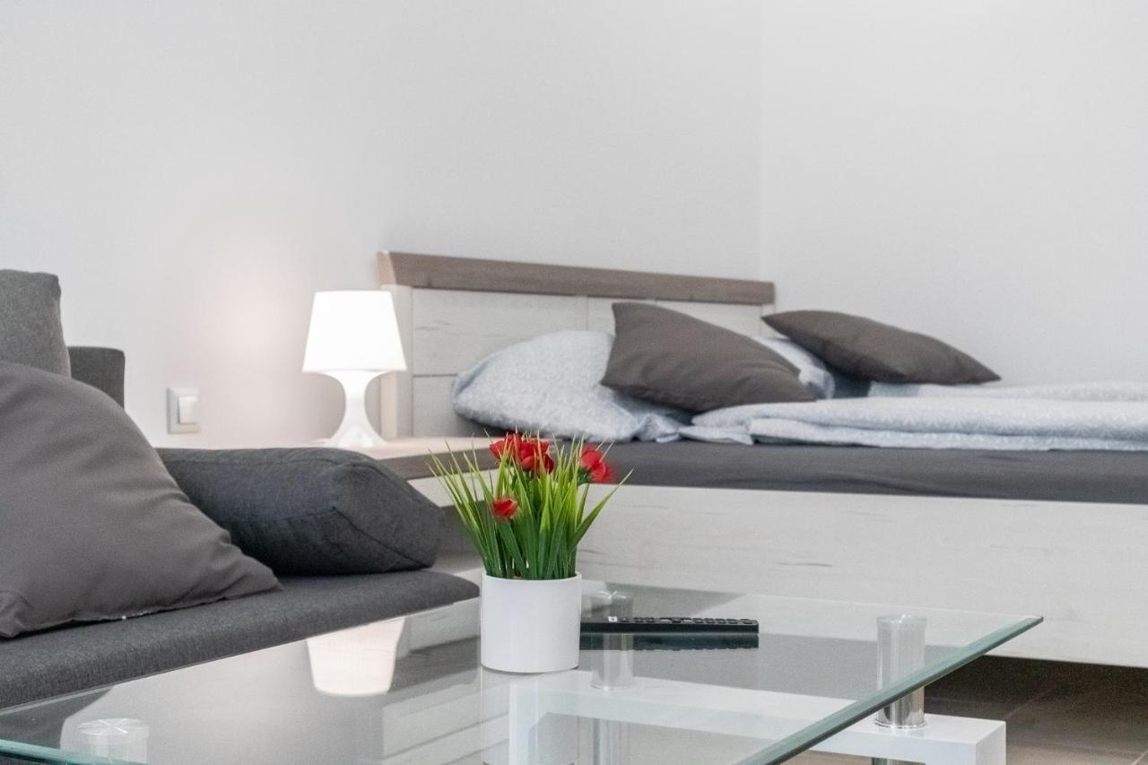 9 Min From City Center - Beautiful Studio Near U1 Reumannplatz Wien Exterior foto