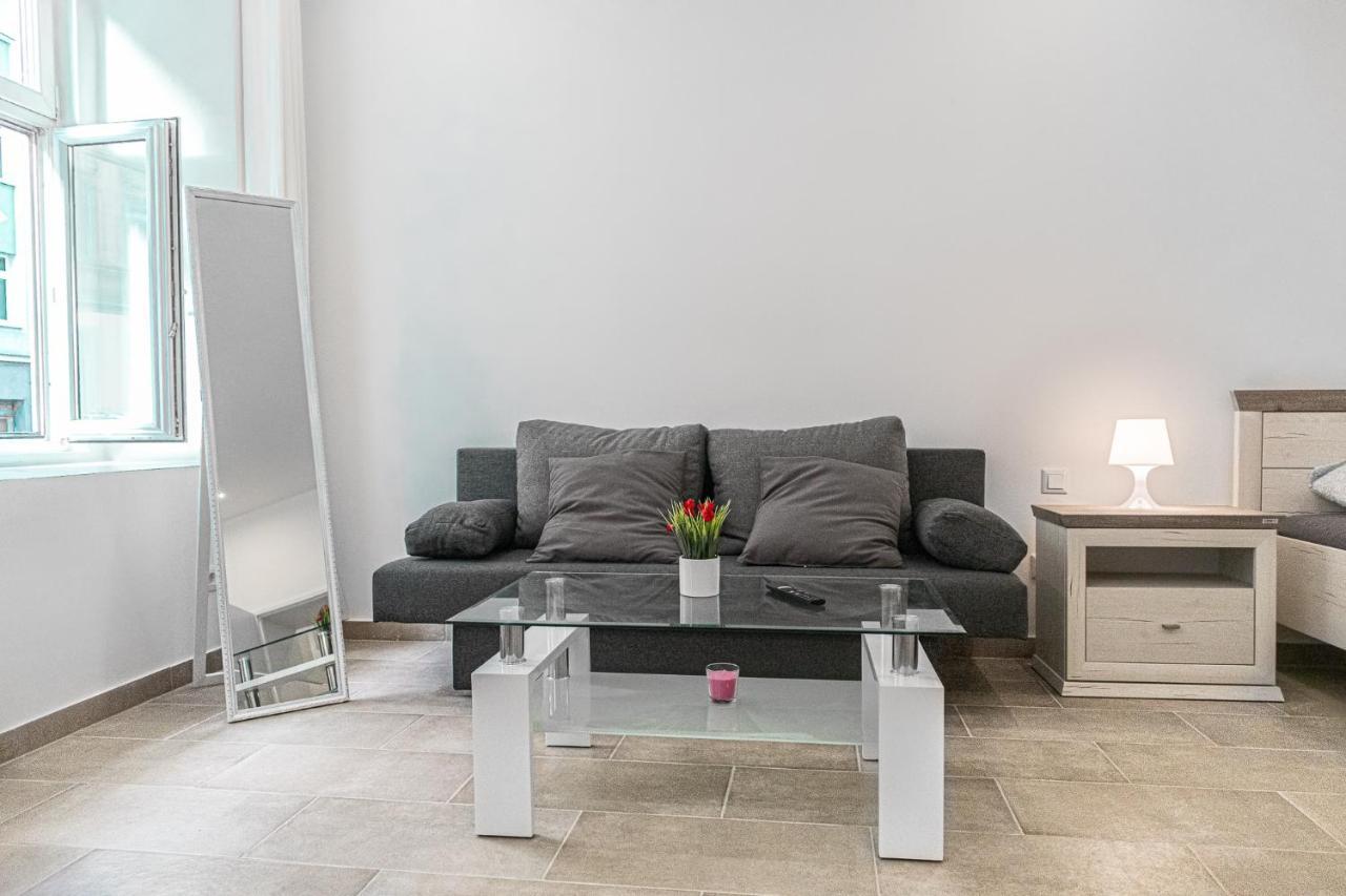 9 Min From City Center - Beautiful Studio Near U1 Reumannplatz Wien Exterior foto